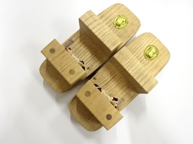  未使用品　桐下駄(23センチ)